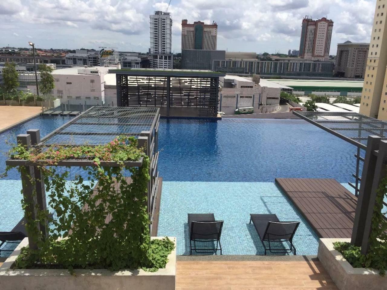 Usj One Homestay @ Subang Homestay Subang Jaya Eksteriør billede